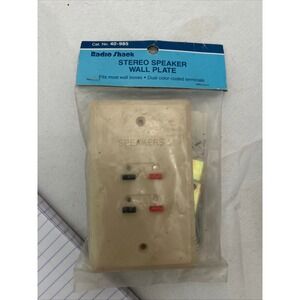 Radio‎ Shack Stereo Speaker Wall Plate New in Package Cat. No. 40-985